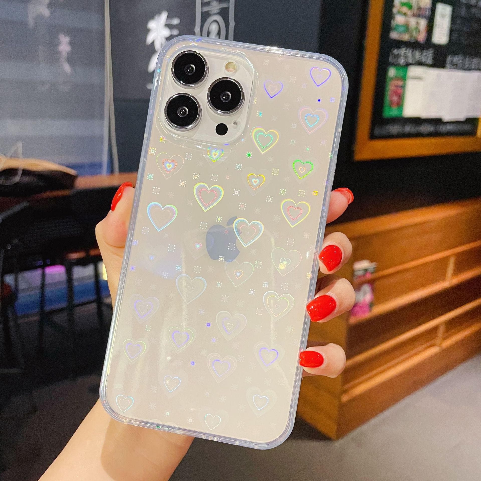 🌬🥰[compre 1 e ganhe 1 grátis] ✨Capa colorida Aurora Heart para iPhone compatível com capa rígida Apple 📱 Borboleta gradiente laser