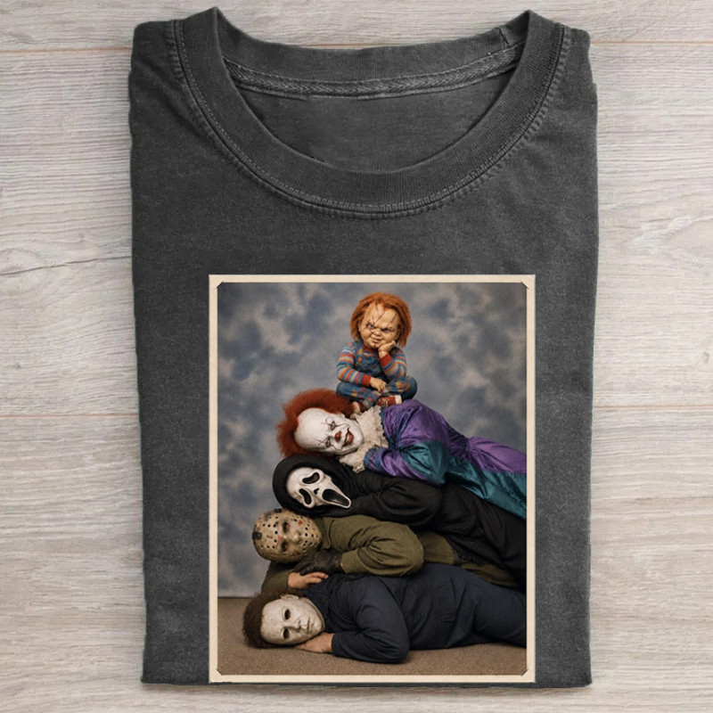 Awkward Family Portrait Gift Retro Slasher Movie T-shirt