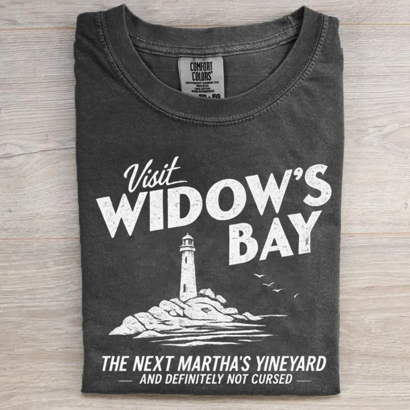 Funny Retro TV Horror Vacation  T-Shirt