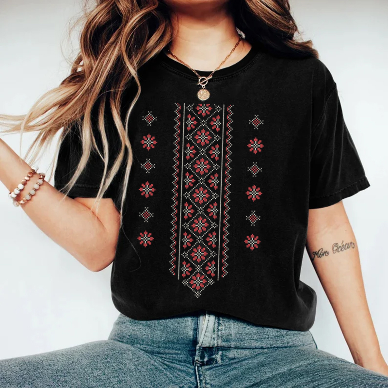 Palestinian Tatreez Art T-shirt