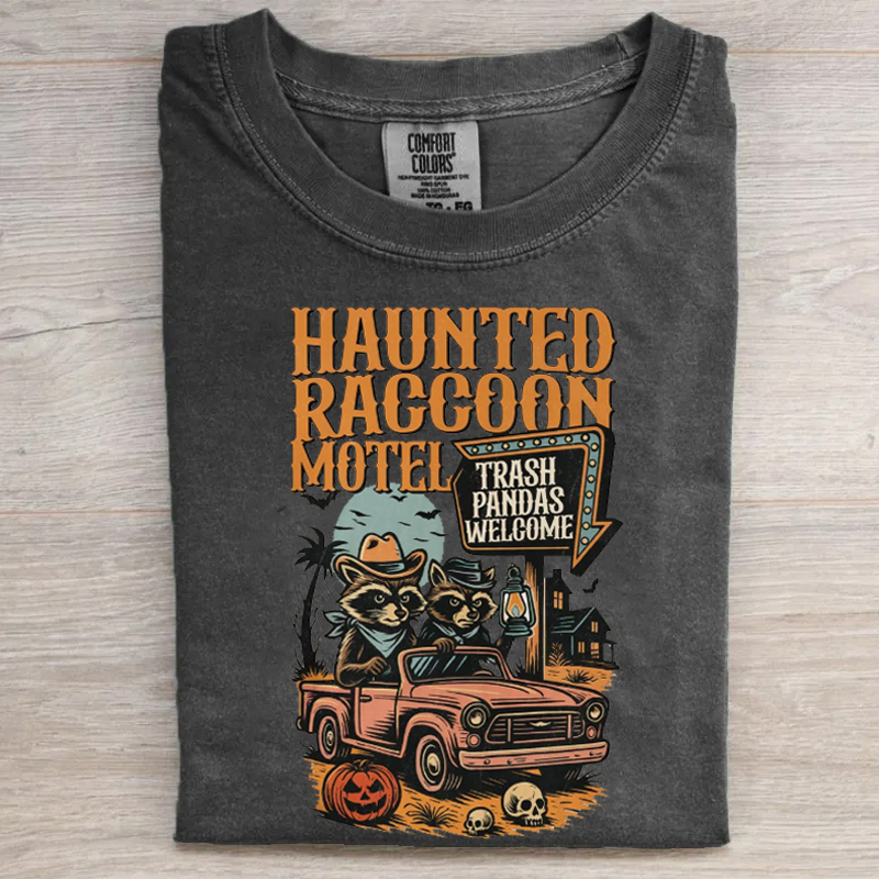 Halloween Retro Grunge Panda Horror Atmosphere T-shirt
