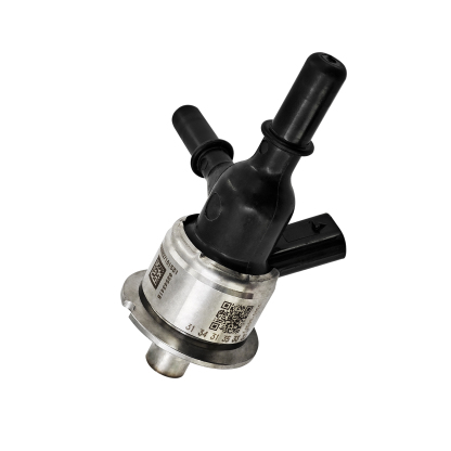 DEF Injector for Kubota M5 M5L M5N M6 M6H M6L M6S M7 SVL95 SVL97 Tier 4 Final Engine