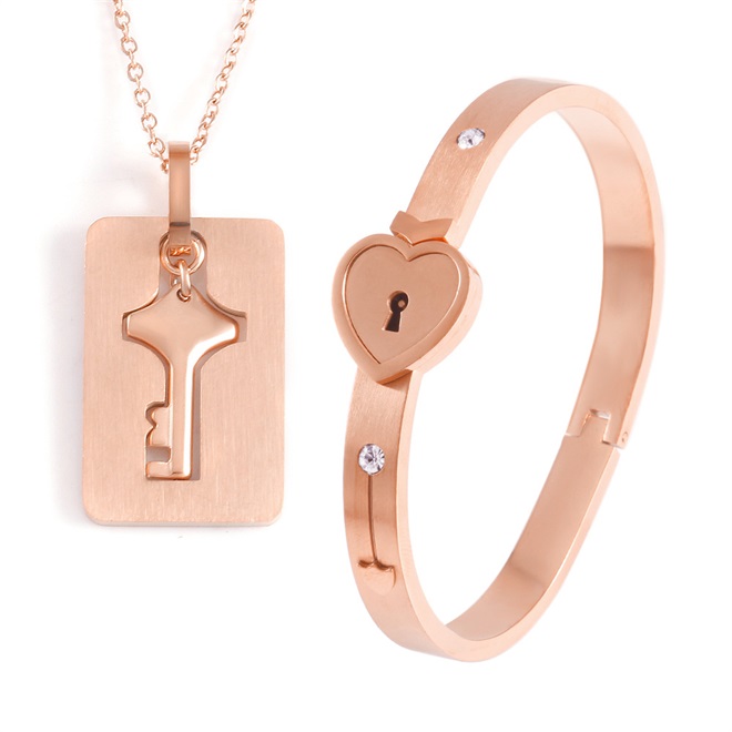 🎉40% OFF for New Year🎇Key to My Heart Couple Key Necklace and Love Lock Bracelet Gift Set
