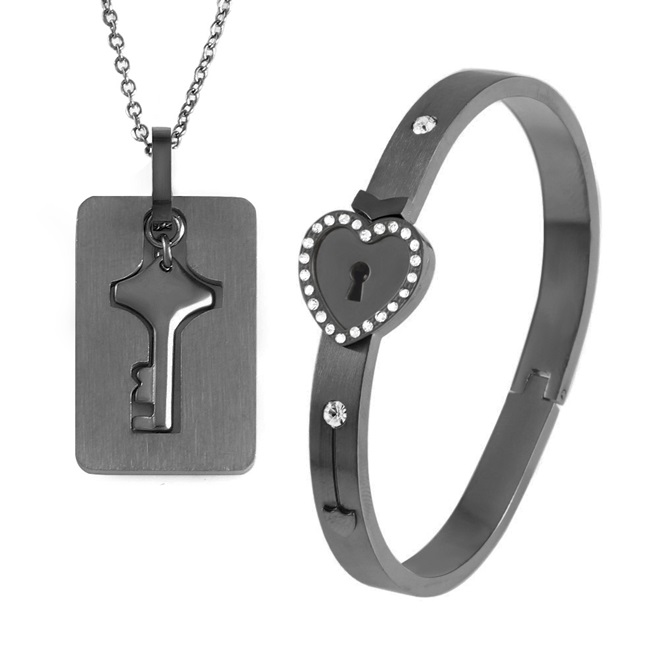 🎉40% OFF for New Year🎇Key to My Heart Couple Key Necklace and Love Lock Bracelet Gift Set