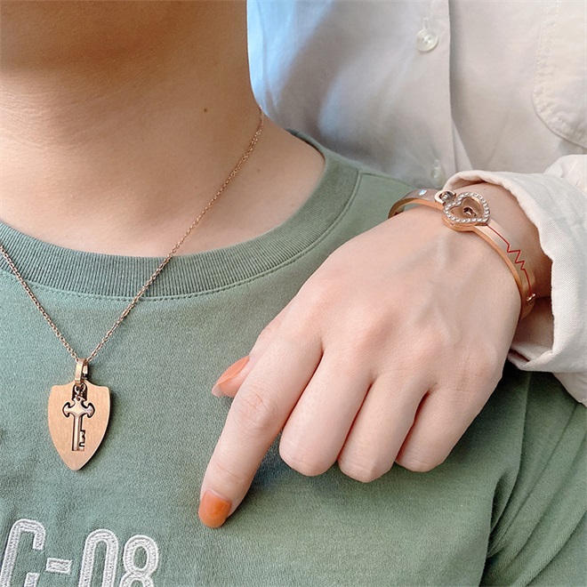 Key to My Heart Couple Key Necklace and Love Lock Bracelet Gift Set