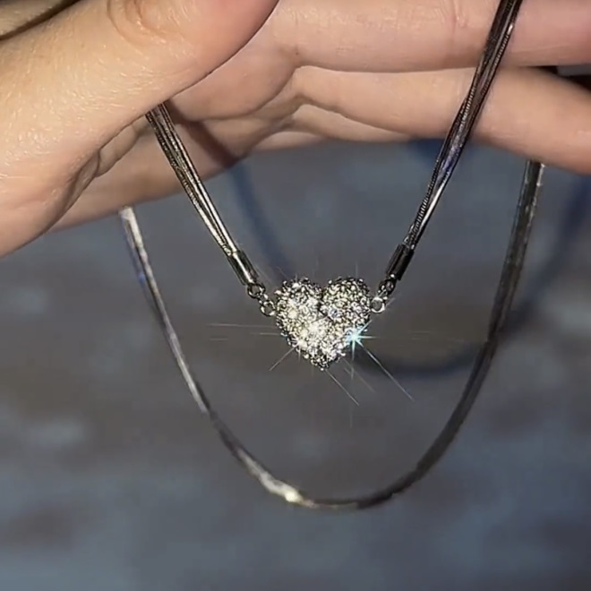 🔥Christmas Pre-sale🎁Magnetic Clasp Heart Necklace❤️