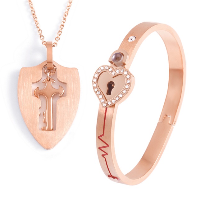 Key to My Heart Couple Key Necklace and Love Lock Bracelet Gift Set