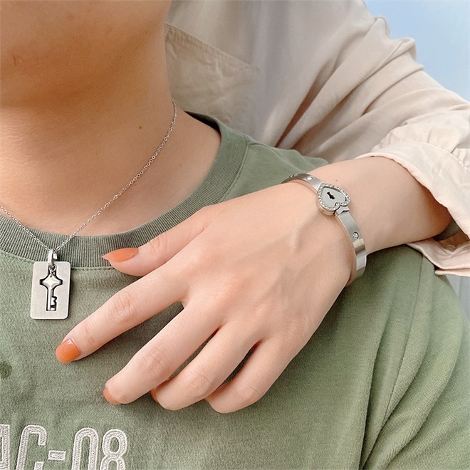 🎉40% OFF for New Year🎇Key to My Heart Couple Key Necklace and Love Lock Bracelet Gift Set