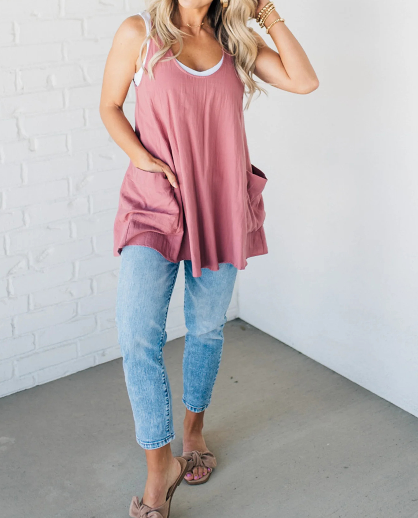 Sleeveless Open Back Loose Pocket Top(Buy 3 Free Shipping)