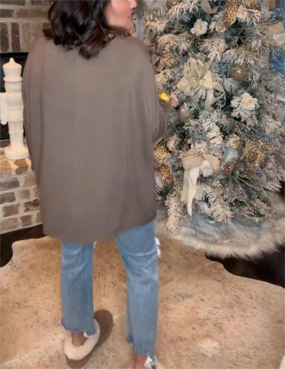 Ladies Loose Round Neck Long Sleeve Top（Buy 2 Free Shipping）