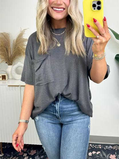 Women's Big Pocket Loose T-Shirt