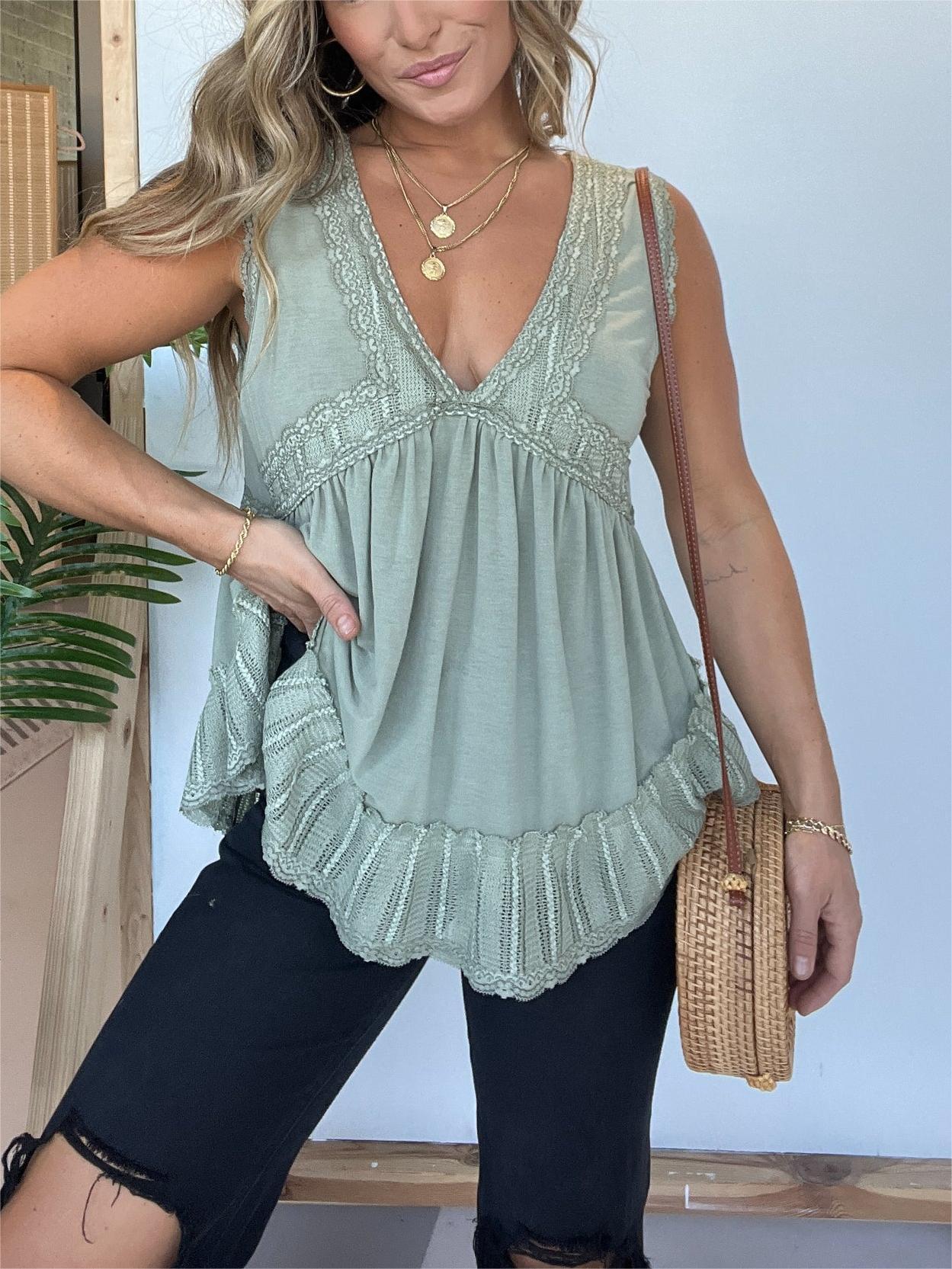 2024 New V-neckline Sleeveless Flow Top with Lace Trim (Buy 2 Free Shi