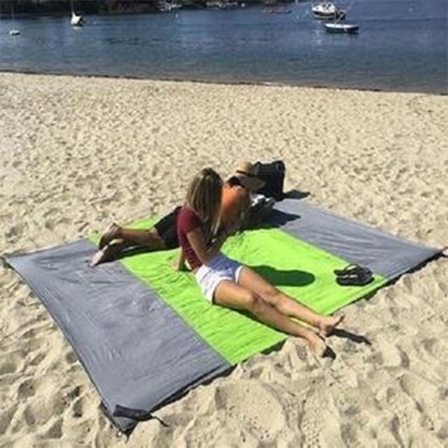 🏖️Lightweight Sandless Beach Mat