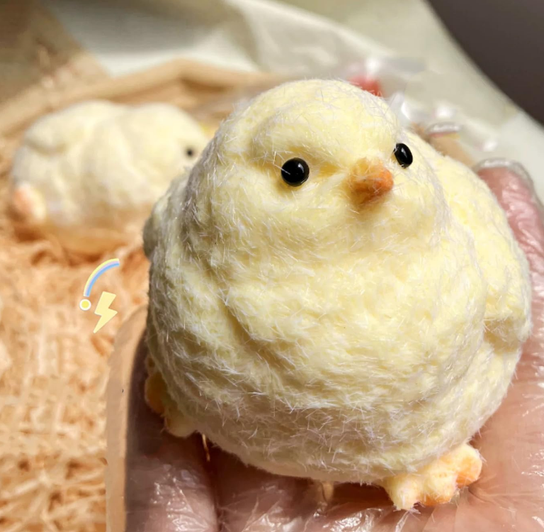 🔥HOT 49% OFF🔥 Handmade Ultra Soft Furry Chick Toys
