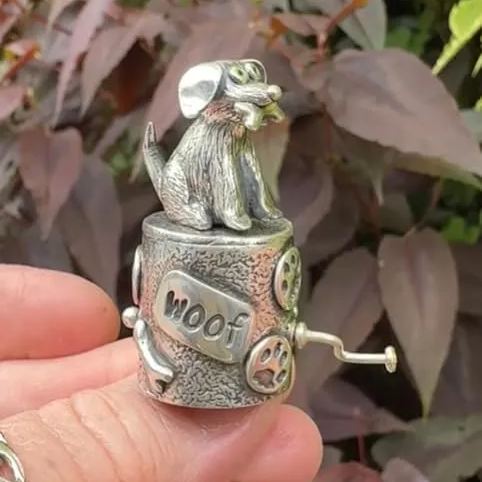 ✨2025 New Arrival🐔 Handcrafted Silver Clay Automata – The Funny Silver Chicken Toy 🐔