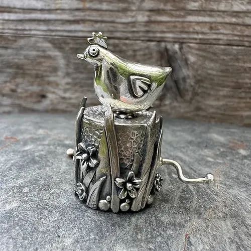 ✨2025 New Arrival🐔 Handcrafted Silver Clay Automata – The Funny Silver Chicken Toy 🐔