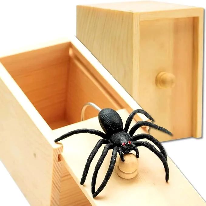 🎁Hot Sale Now 49% OFF🔥🔥Spider Scare Prank Box