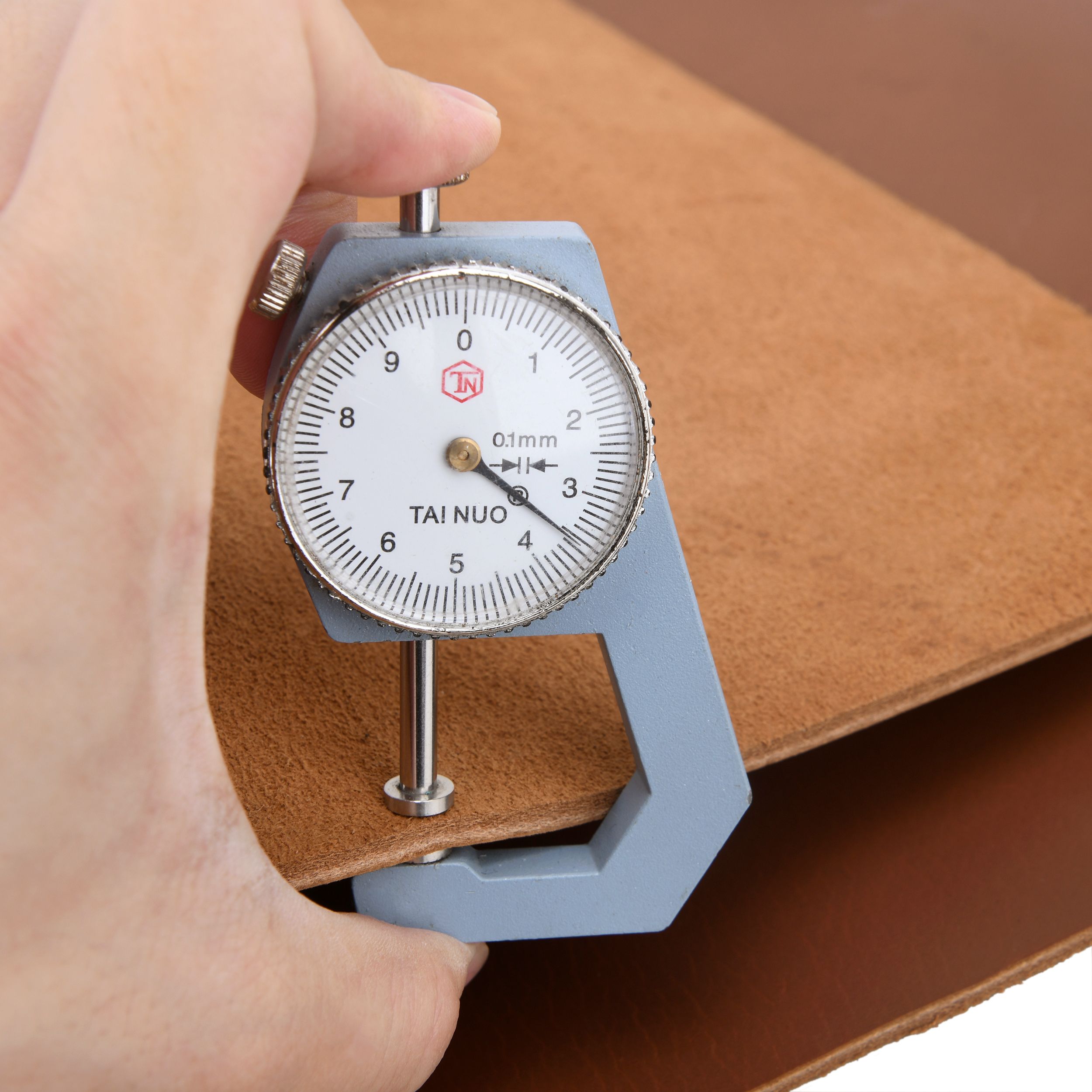 8/9oz Crazy Horse Leather Sheets Pre-Cut Skin Cowhide Square