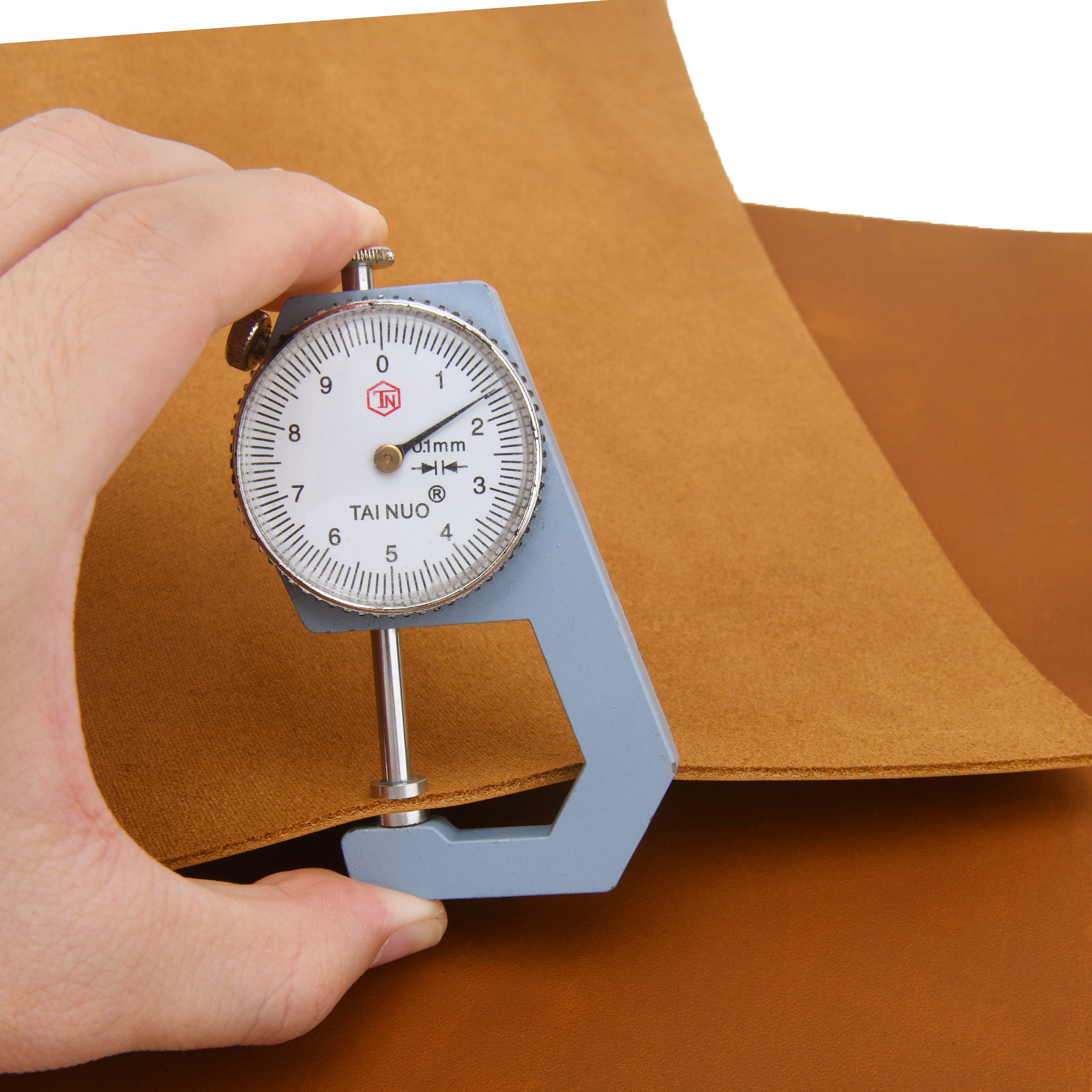 New Crazy Horse Leather 5/6oz Cowhide Leather Crafts / Accept Customization