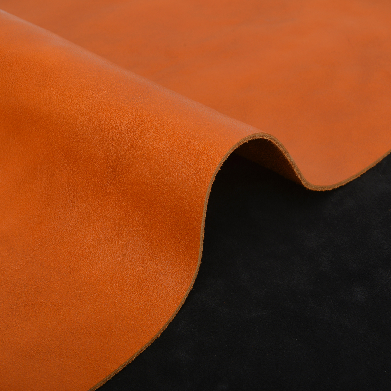 Wayne's dog Cowhide Leather Naturally Textured Leather 2-2.3mm DIY