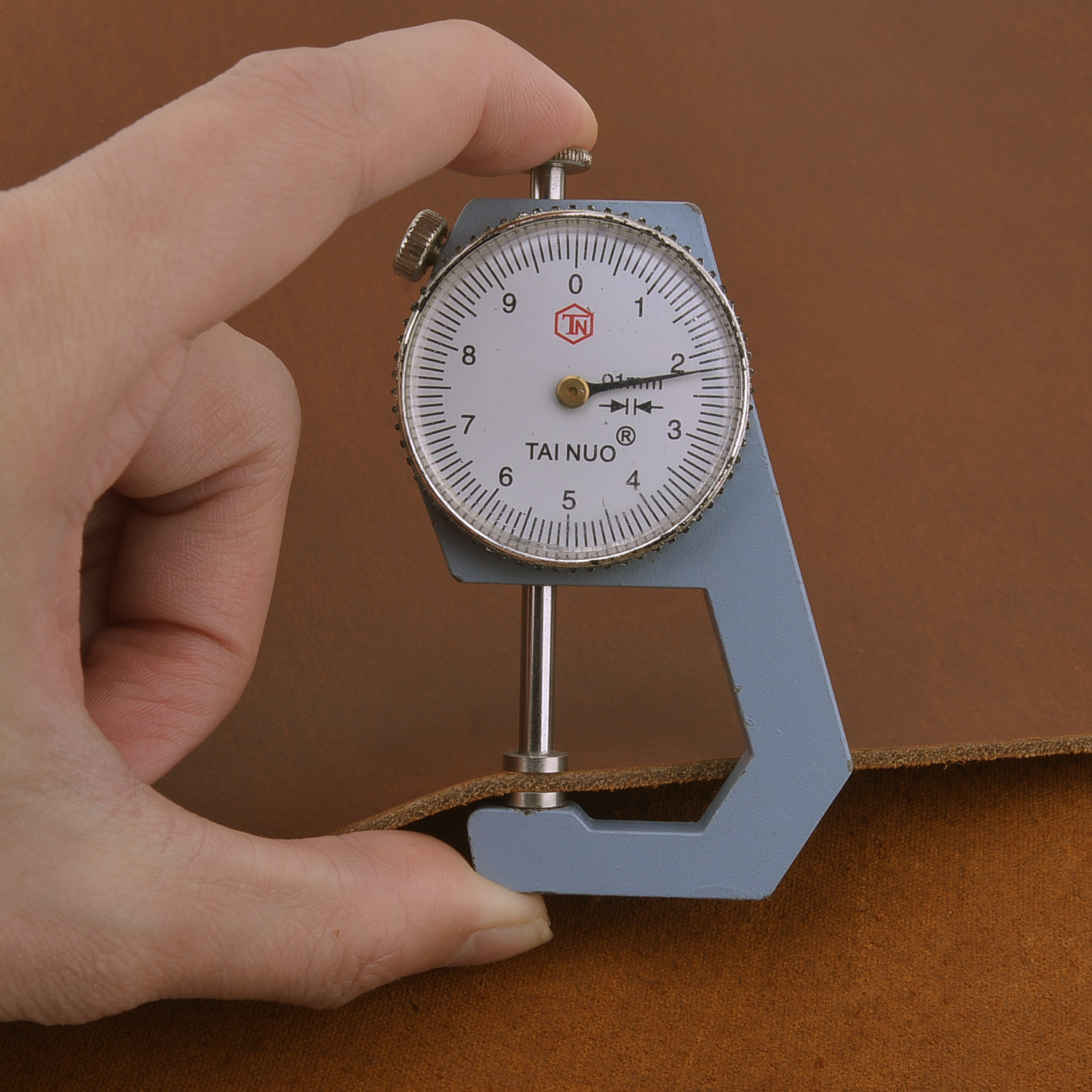 New Crazy Horse Leather 5/6oz Cowhide Leather Crafts / Accept Customization