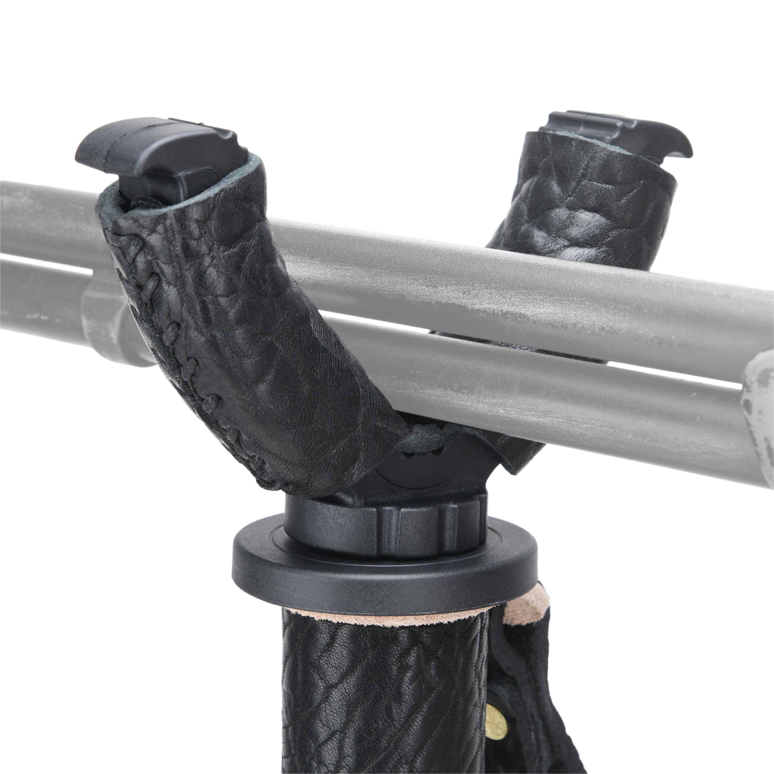 WAYNE'S DOG Shooting Stick Monopod Gun Rifle Shooting Rest with V Yoke, Whole Sheet Leather Wrap