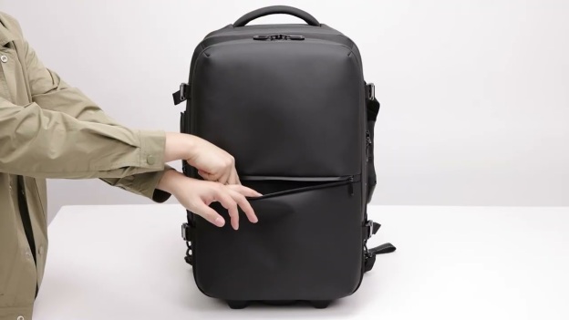 20-inch Carry on Vacuum Compression Travel Suitcase (70L), with Hidden Pull Rod, Weight Handle, TSA Lock, Charging Port