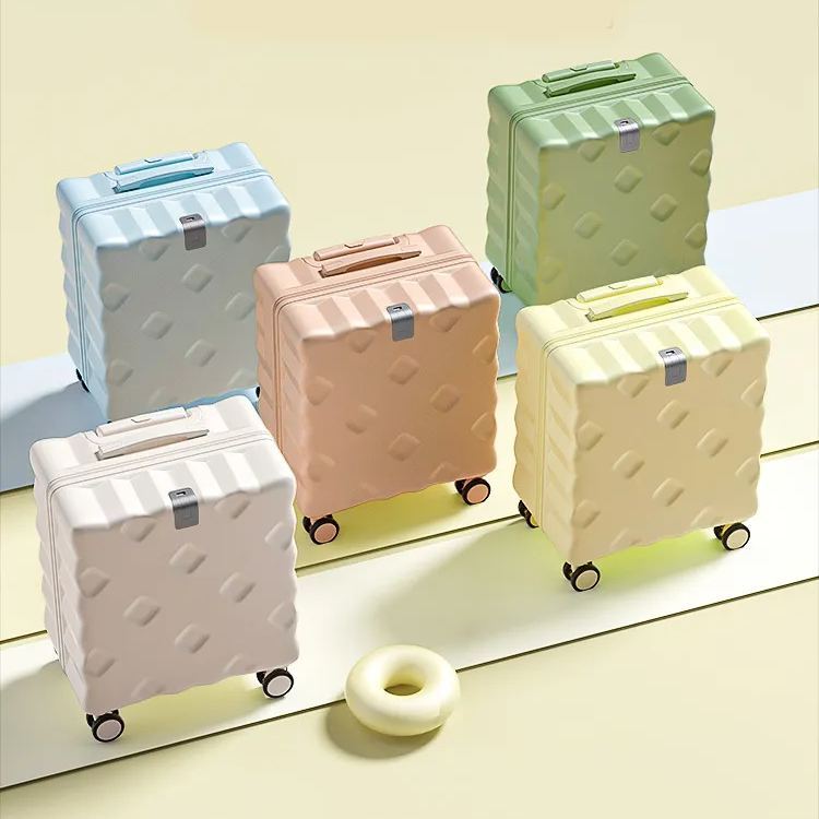 Carry-On 20-Inch Luggage Travel Cup Holder USB Interface Large Suitcase 4 Wheels Lightweight