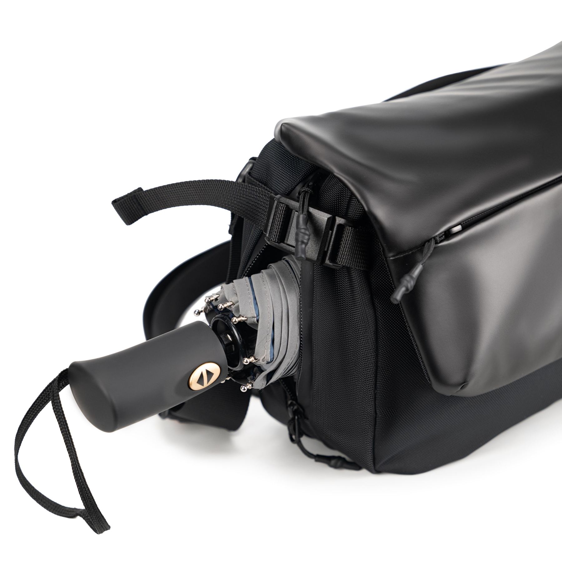 Sling Bag Chest Shoulder Pack for Men/Women, Water-resistant Lightweight Casual Funny Pack for Travel/Daily Commute