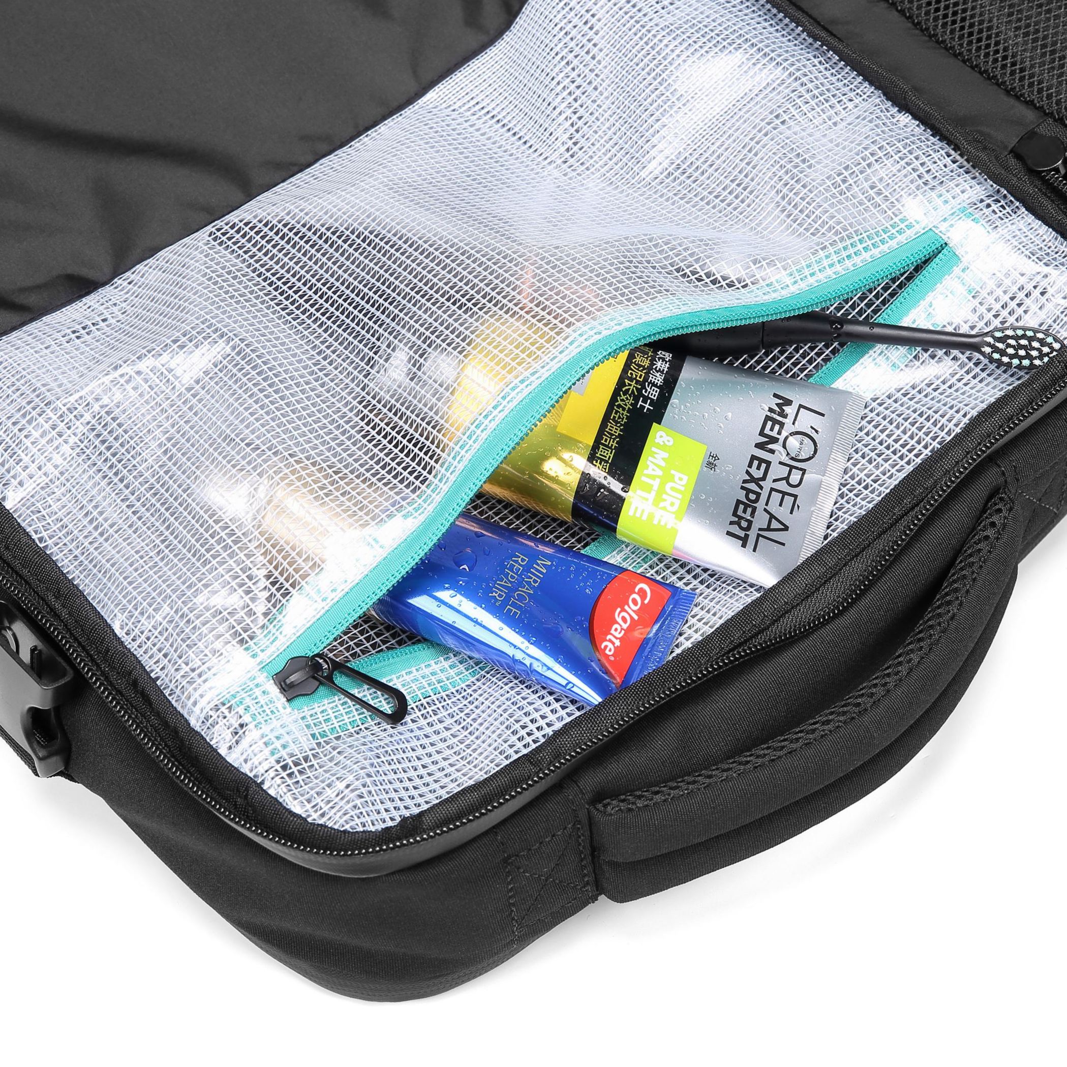 Vacuum Seal Travel Backpack 60L Expandable Air Compression System Water Resistant