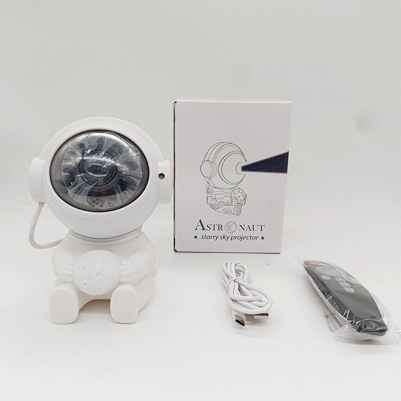 Lampă cu cer înstelat astronaut care îmbrățișează luna, lampă proiector nebuloasă de vis colorată rotativă, lumină de noapte astronaut în trei culori