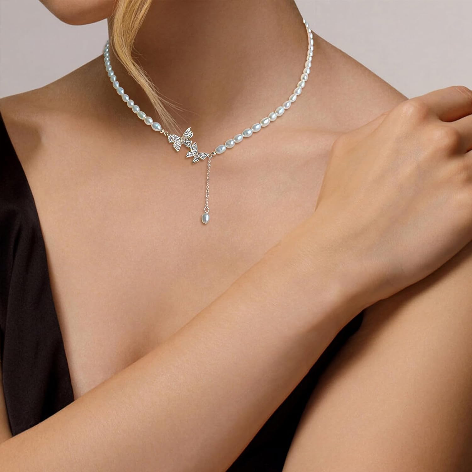 🦋Colier Fluture de Perle📿