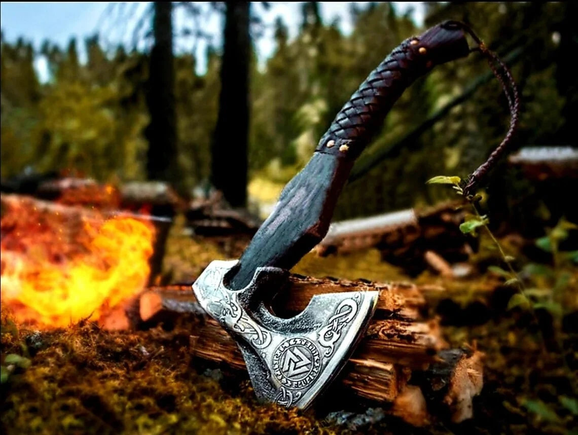 🔥Topor Viking din oțel carbon forjat manual🪓