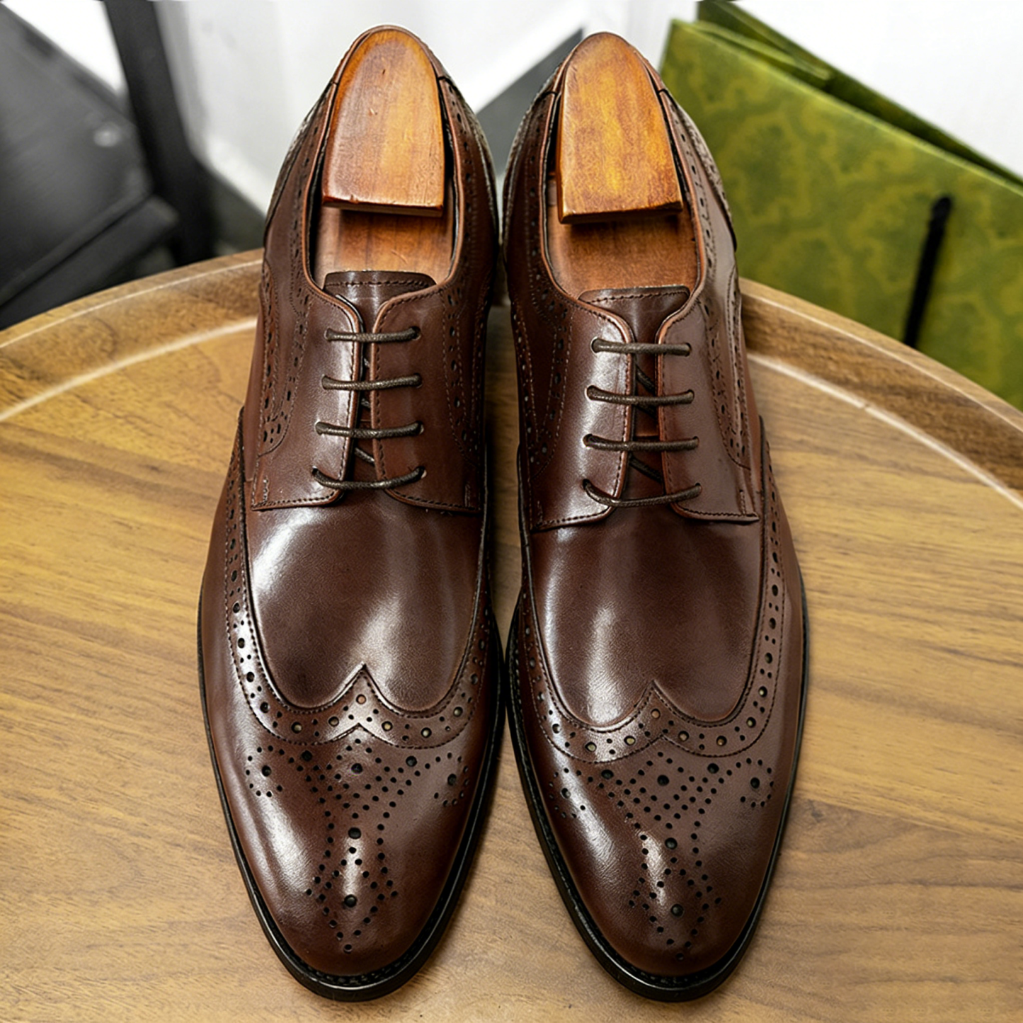 Wingtip brogue shoes for men formal and business wear