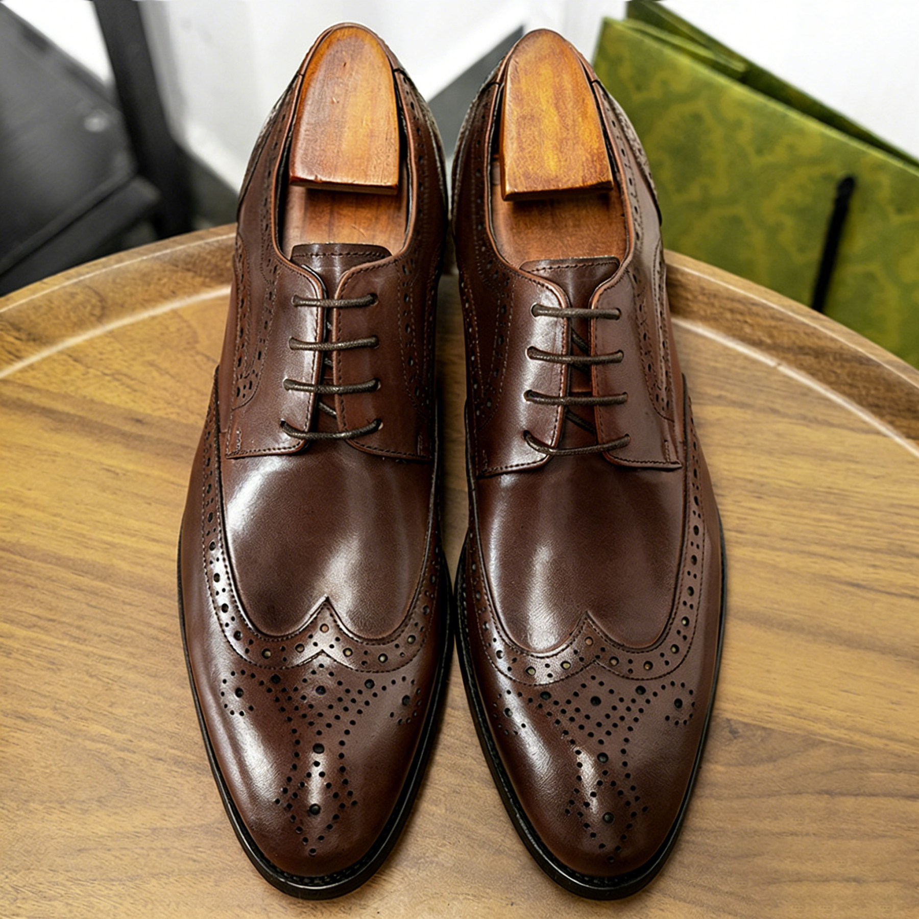Wingtip brogue shoes for men formal and business wear