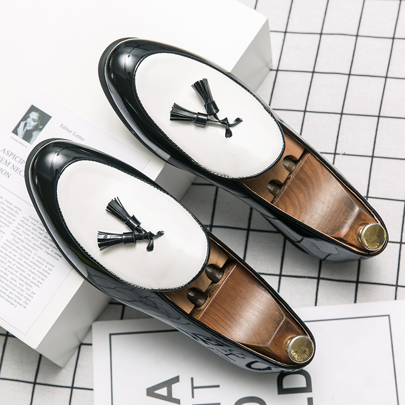 Subtle Black White Two-tone Tassel Loafers-Colinshoes