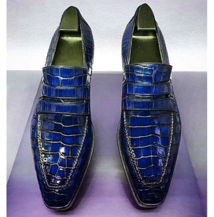 Slip-On Croc Pattern Leather Loafers