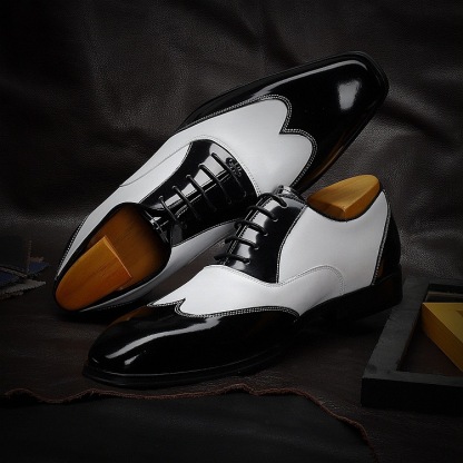 Sharp Black White Jazz Era Style Oxfords-Colinshoes