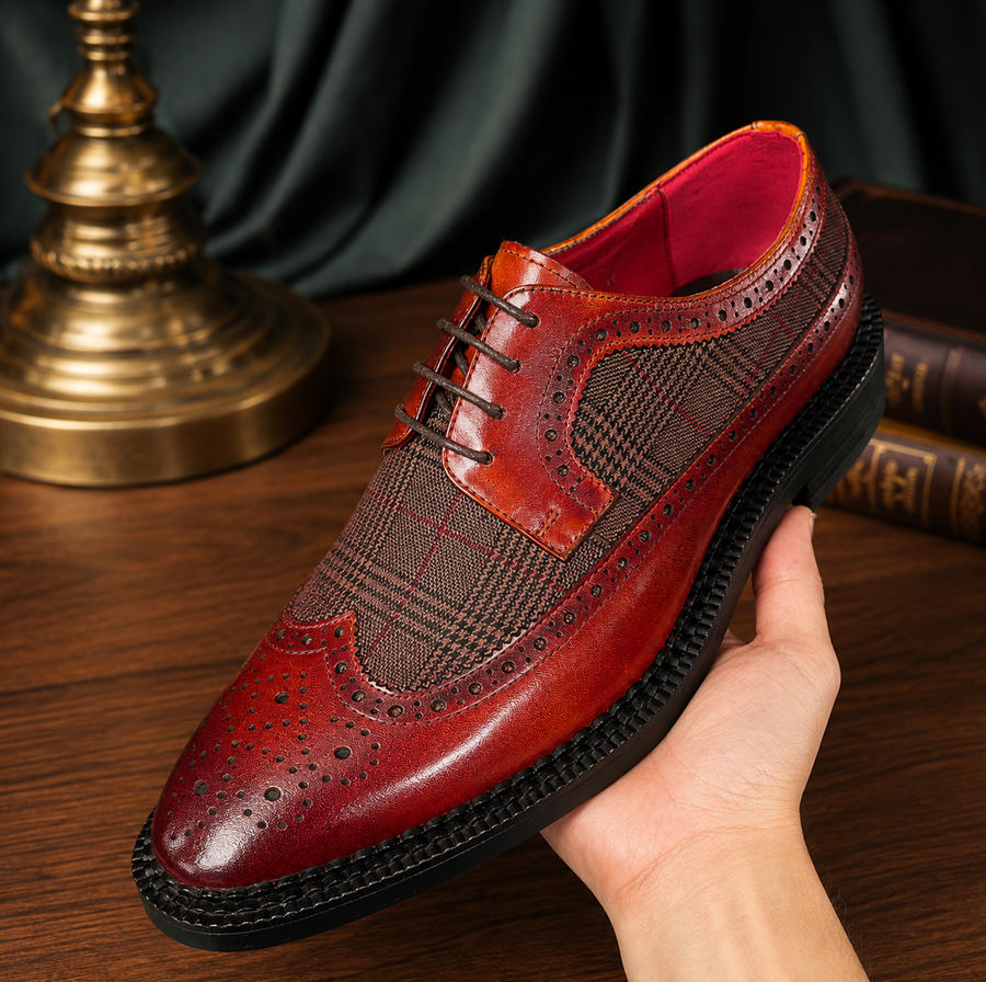 Bold Gentleman Wingtip Leather Dress Shoes