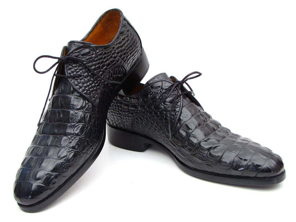 Premium crocodile embossed leather pattern on shoes