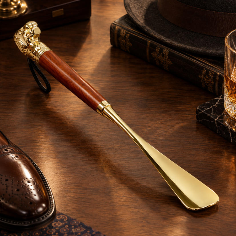 Gentleman’s Luxury Lion Head Shoe Horn