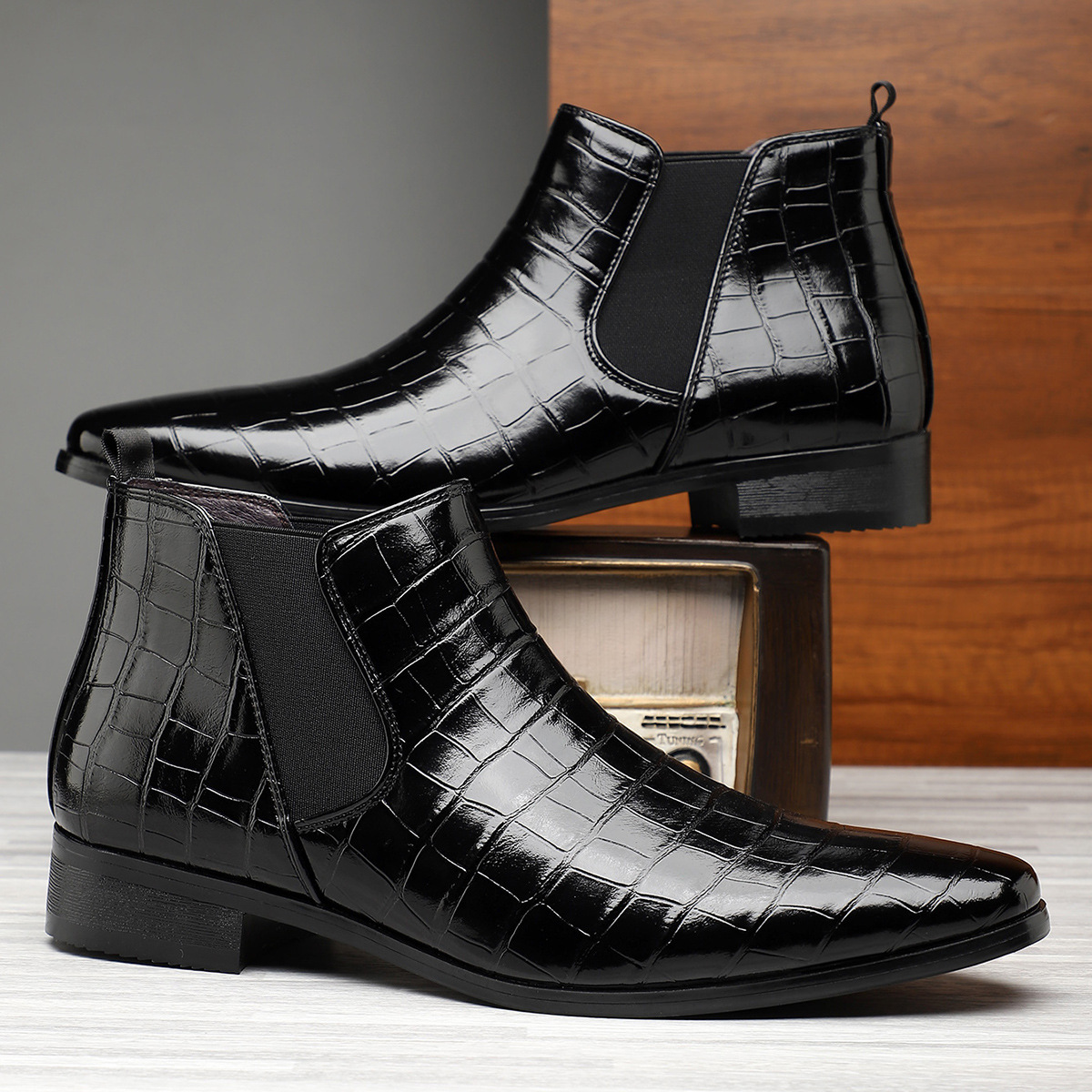 Men’s Crocodile Pattern Ankle Boots – Classic Fit | colinshoes
