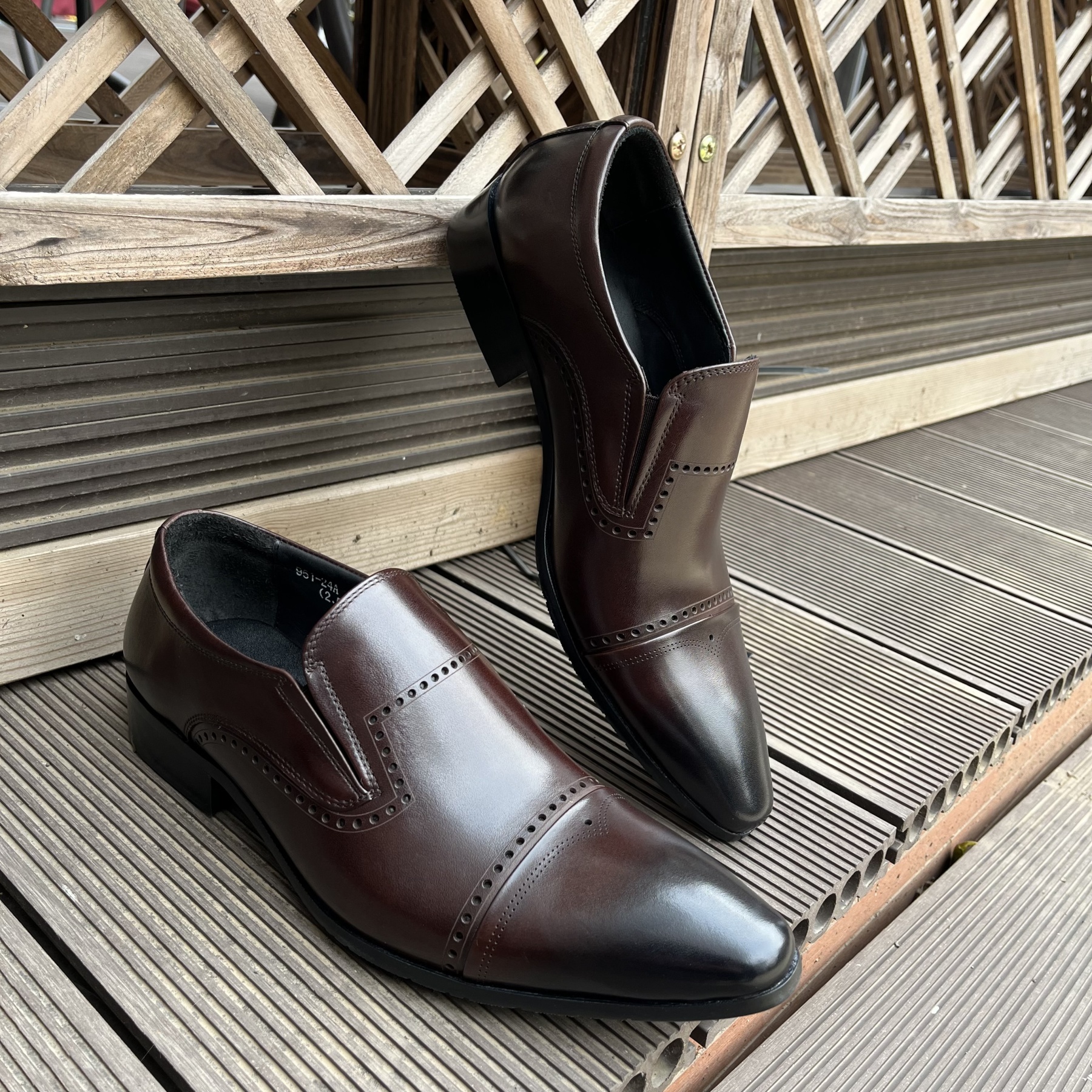 Semi-Brogue Minimalist Leather Office Slip-ons-Colinshoes