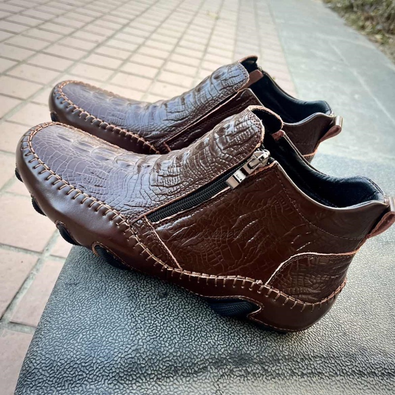 Croc-Print Lightweight Slip-resistant Ankle Boots-Colinshoes