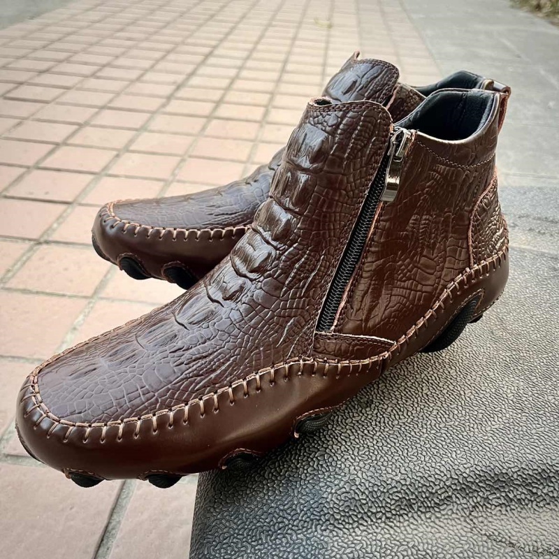 Croc-Print Lightweight Slip-resistant Ankle Boots-Colinshoes