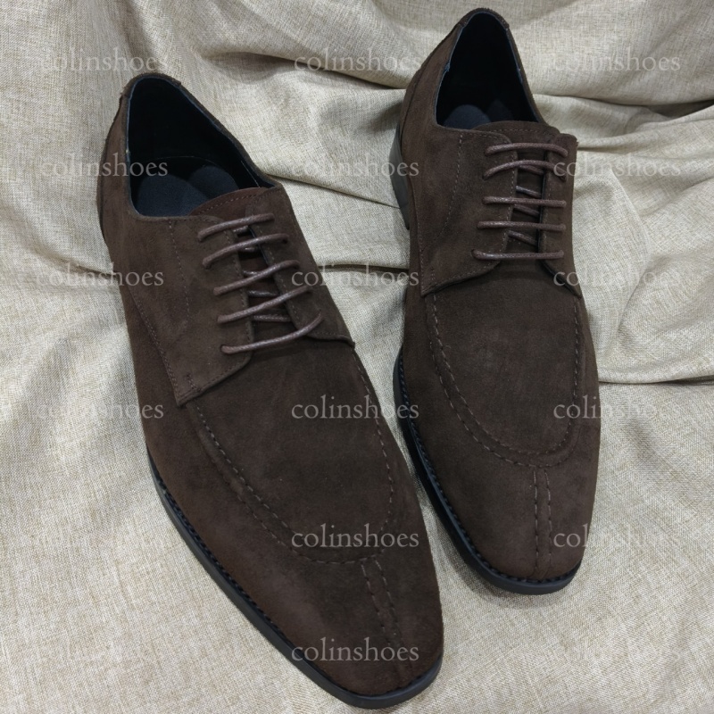 Top view highlighting apron toe and detailed seams-colinshoes