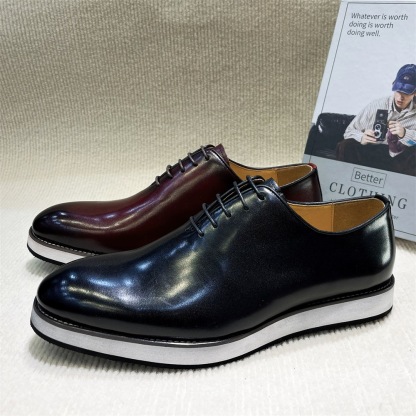 Modern Leather Derby Shoes with Statement Contrast Sole