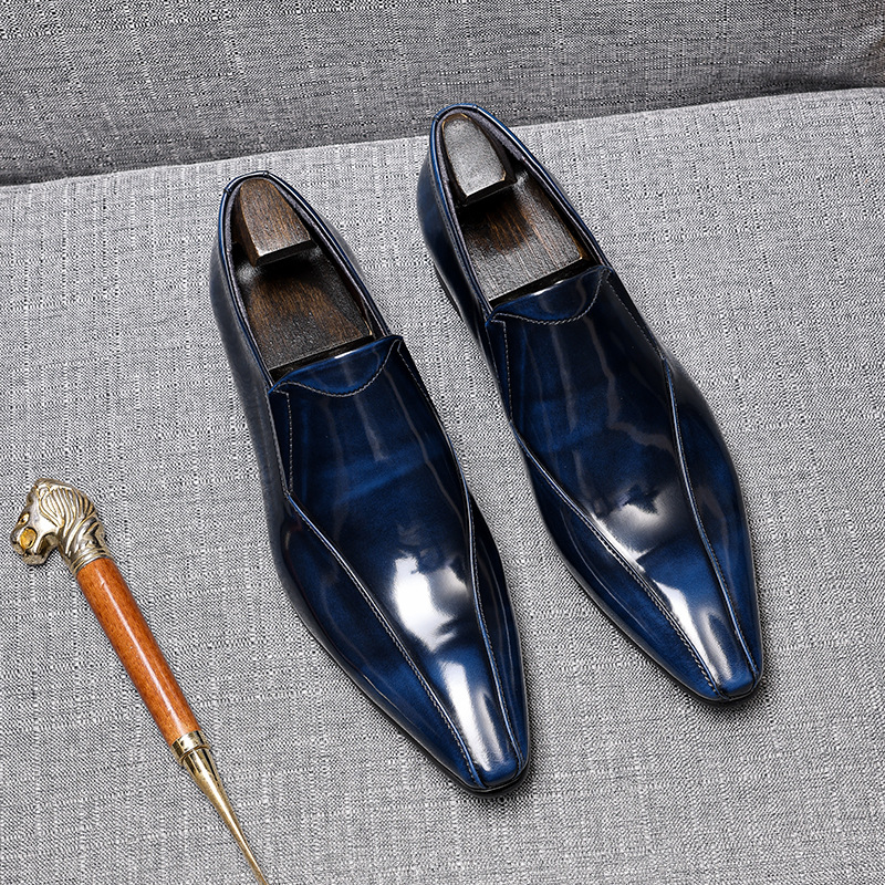 Dress Loafers with Sleek Shine and Classic Shape