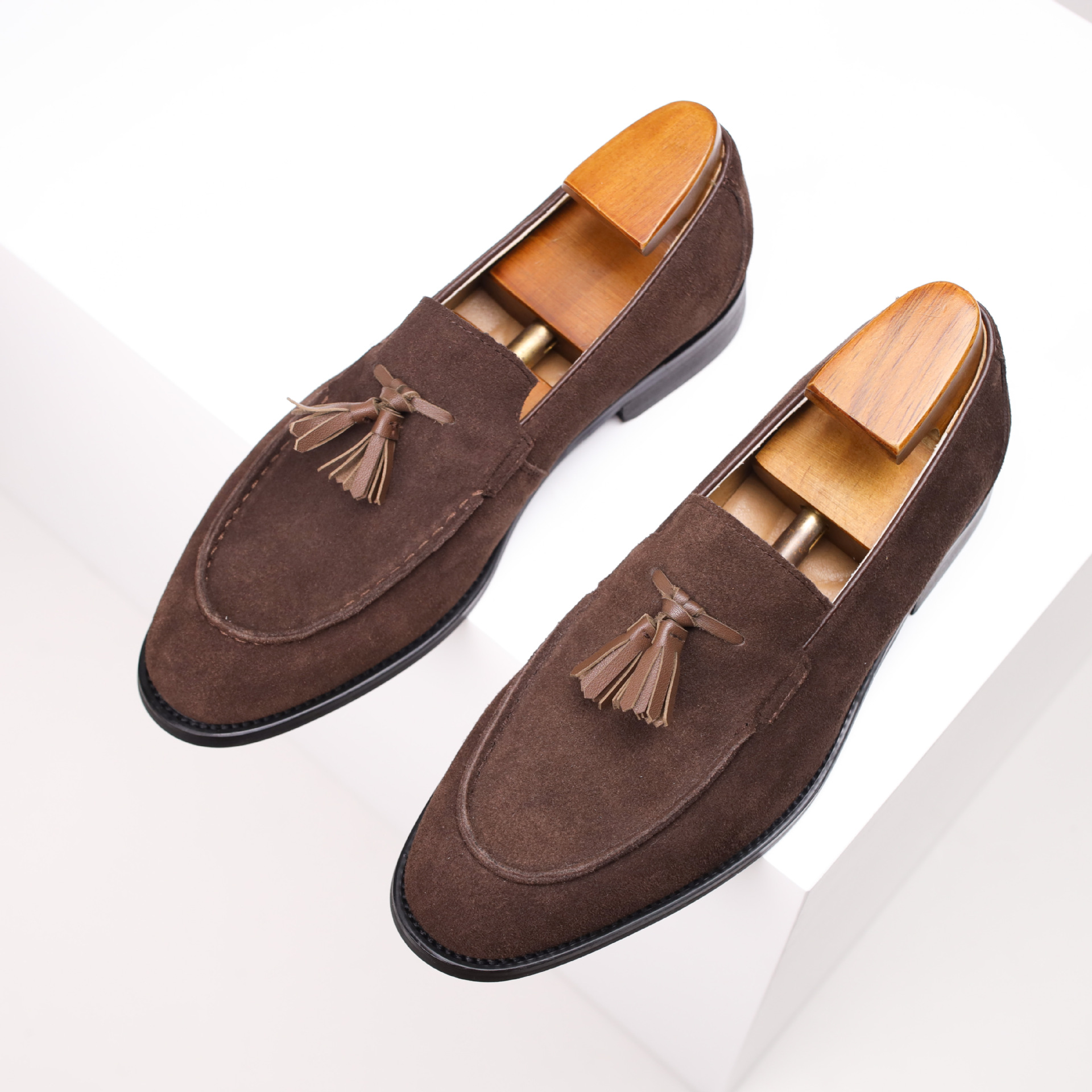 Effortless Wear Suede Tassel Loafers for Men