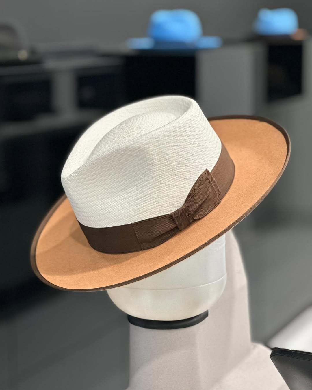 Classic Two-Tone Straw Fedora Hat
